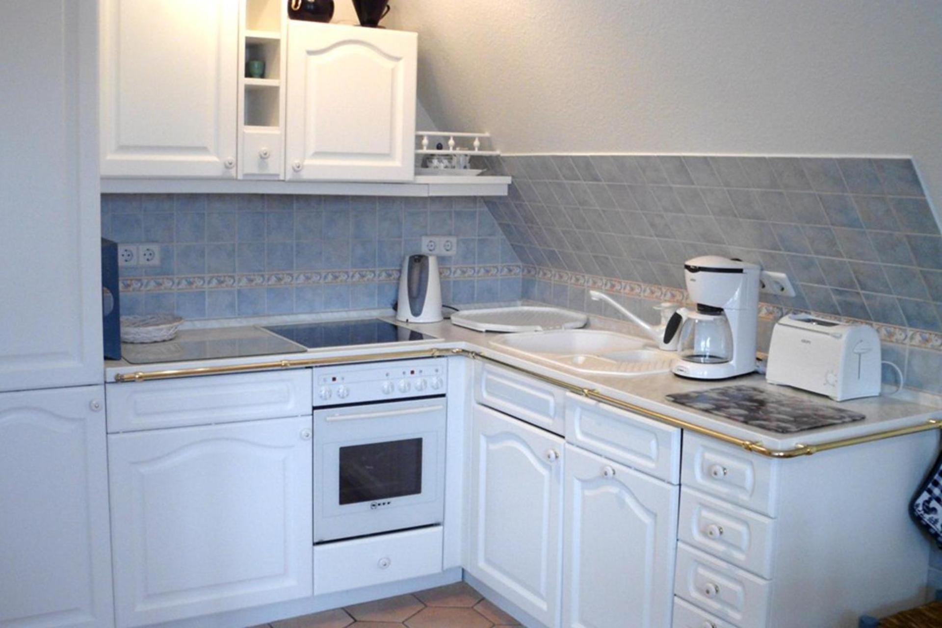 Raantem Hues, Ra 16 Apartment